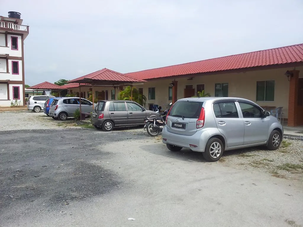 Huda Inn Pantai Cenang  Malaysia
